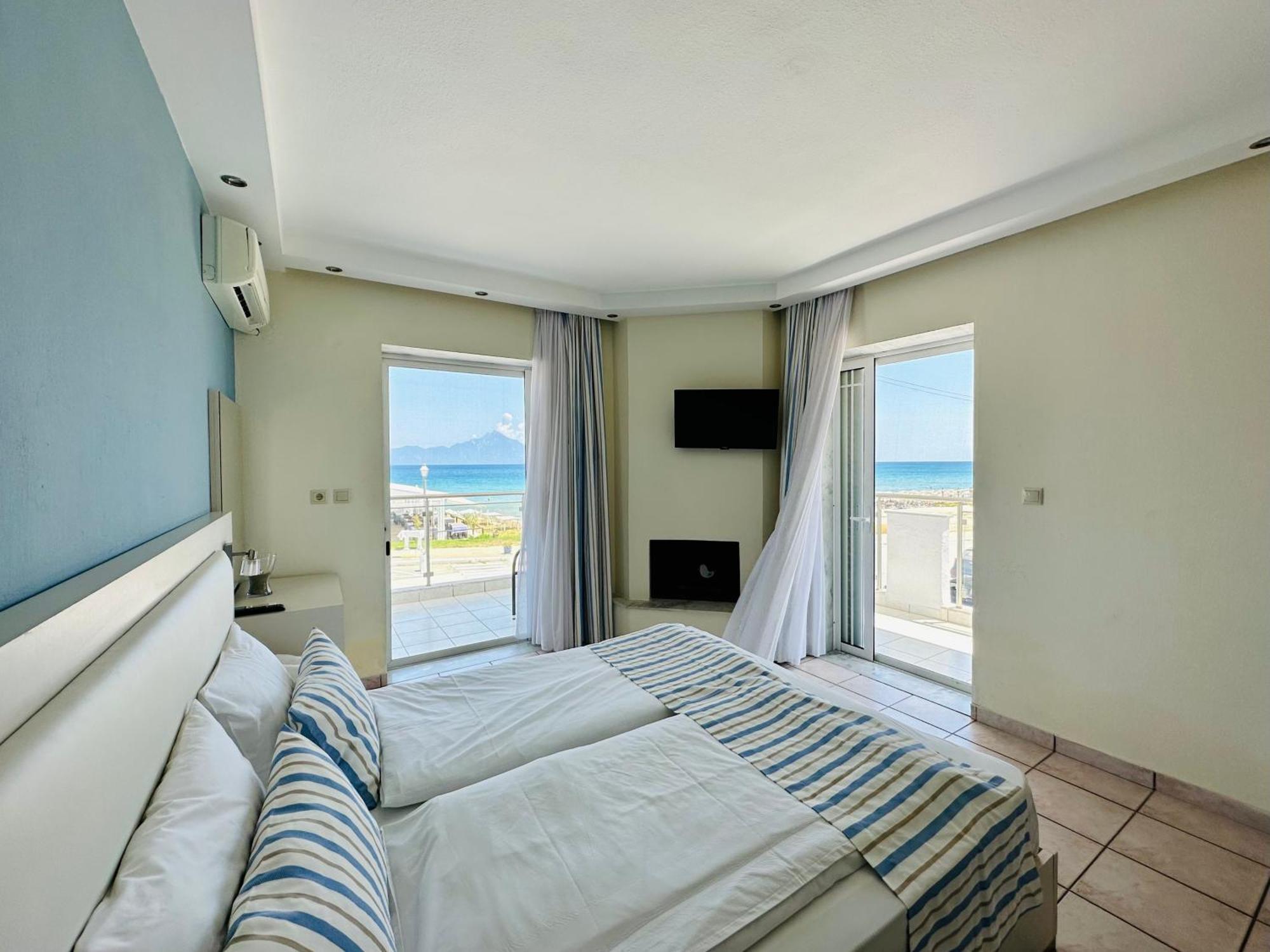Blue Senses Hotel Сарти Экстерьер фото